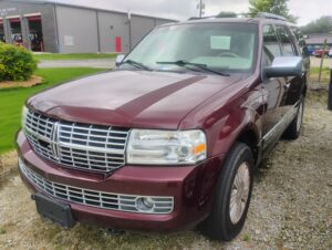 2010 Lincoln Navigator 4x4's photo