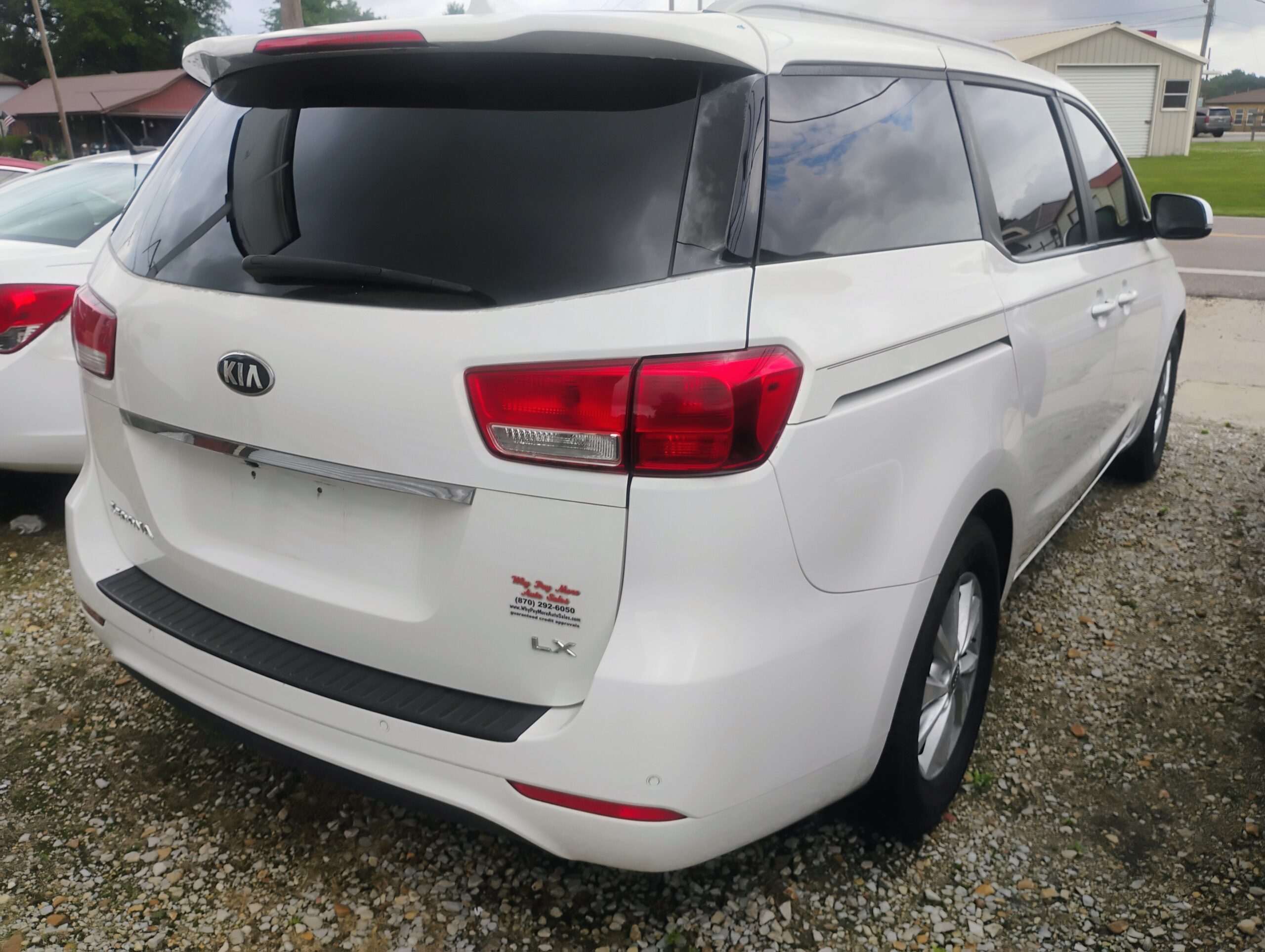 2015 KIA SEDONA LX