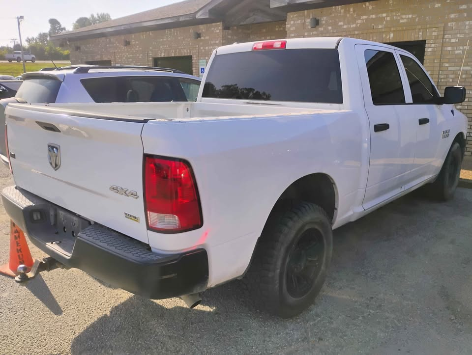 2014 Dodge Ram 1500 Tradesman 4×4 Truck