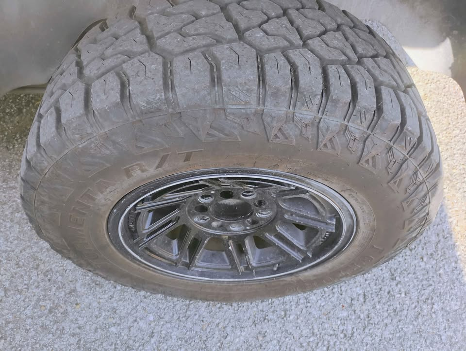 2014 Dodge Ram 1500 Tradesman 4×4 Truck